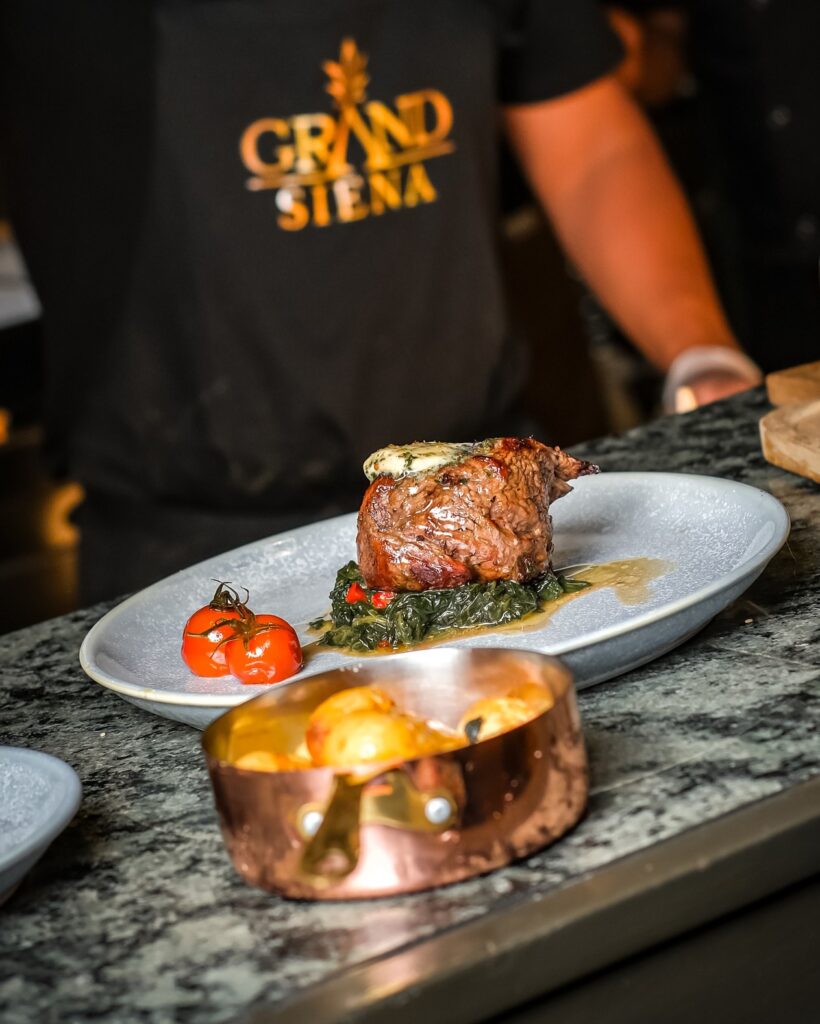 Grand Siena Palma Mallorca Bar Restaurant 4