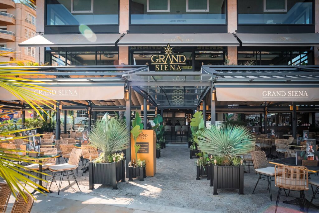 Grand Siena – Dining & Sunset Cocktails on Palma’s Paseo Marítimo with 10% Off via Mallorcard