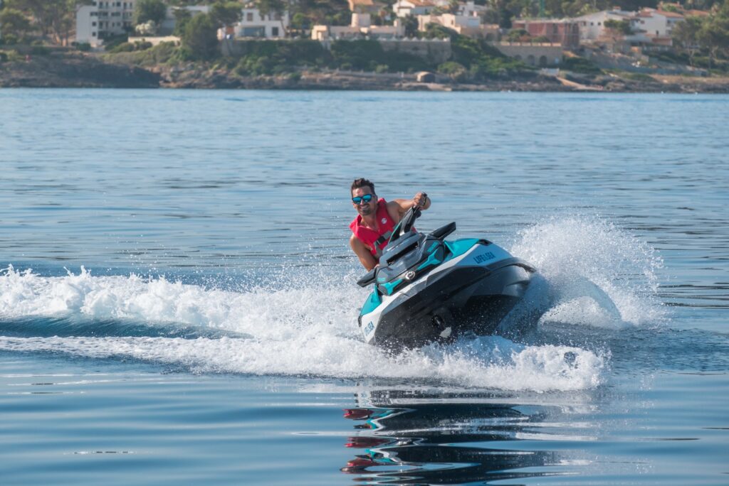 Jet Ski Playa de Palma (Platja de Palma) – 55 Minutes of Ultimate Fun on the Long Ride for Real Adrenaline Lovers
