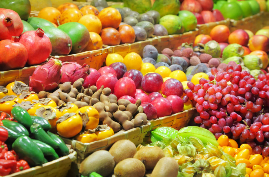 Colorful variety of tropical and Mediterranean fruits at a weekly market Calvià  – showcasing the island’s fresh, seasonal produce.