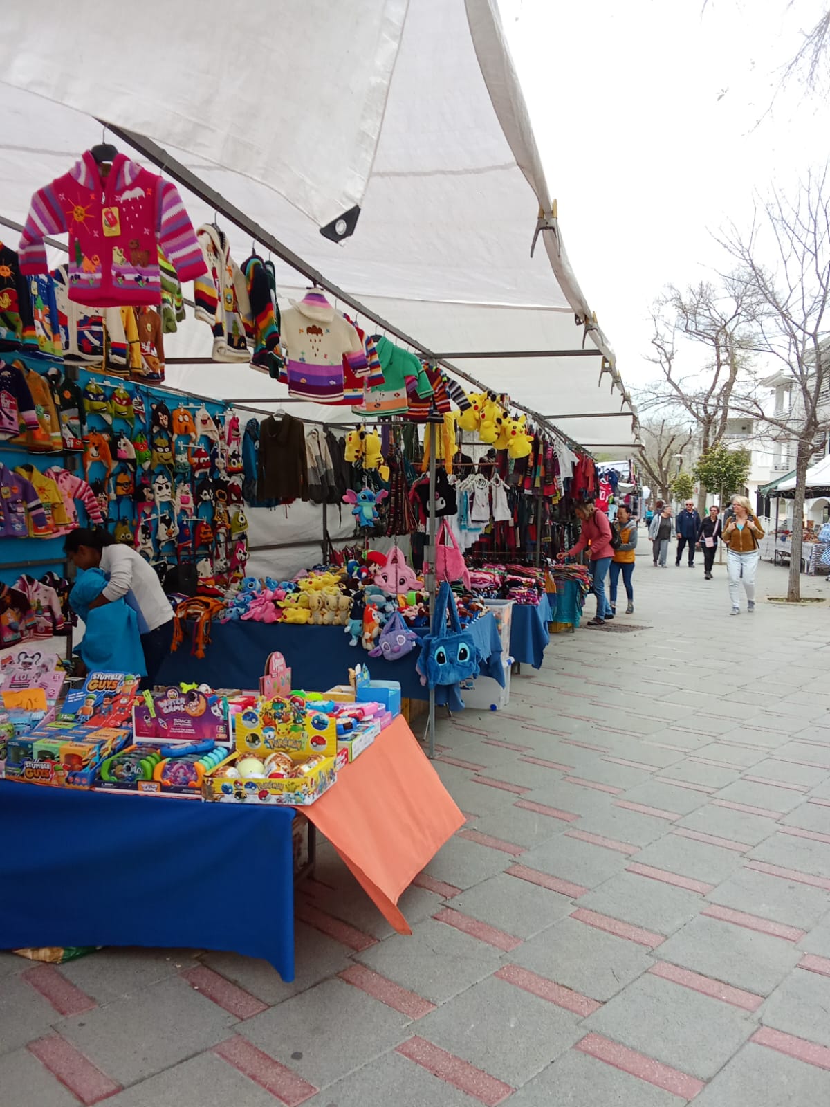 Weekly Market Paguera (Peguera) Mallorca – Vibrant Atmosphere & Local Treasures