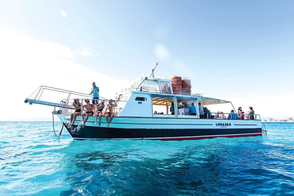 Superman Boat Tour Playa de Palma (Platja de Palma) – Unforgettable Music, Snorkeling & Summer Vibes with Mallorcard
