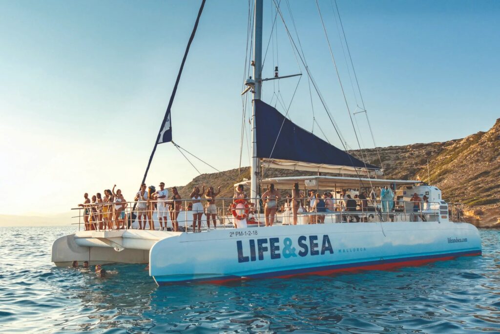Catamaran Day Trip Playa de Palma (Platja de Palma) – (4h with BBQ) Sail, Swim & Feast on an Unforgettable Adventure with Mallorcard